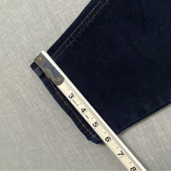 Silver Avery Capri Pants Denim Capris - Picture 10 of 10